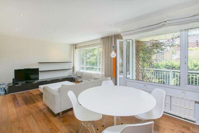 3 Bedroom Flat To Rent In Cremorne Estate, London, SW10