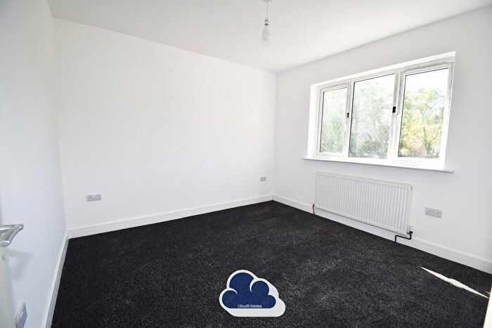 3 Bedroom Terraced House To Rent In Wyken Way, Coventry, CV2