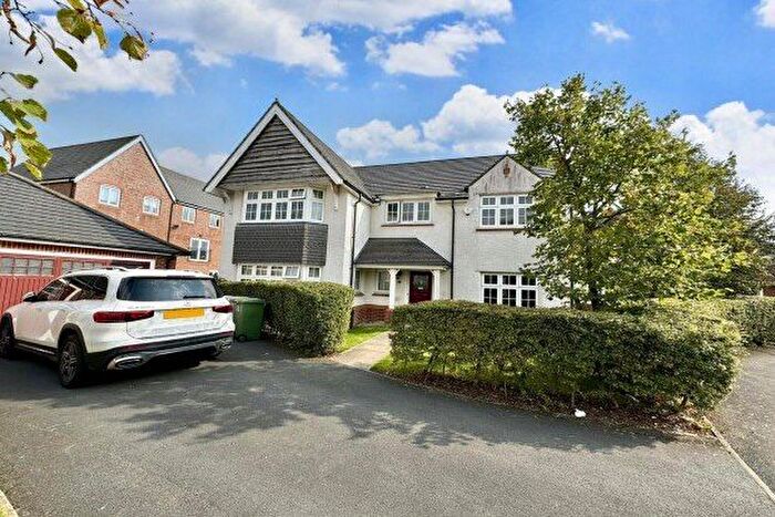 4 Bedroom Detached House To Rent In Hollyfern Road, Altrincham, WA14