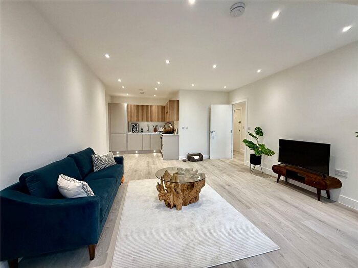 1 Bedroom Flat For Sale In Chapel Street, Marlow, Buckinghamshire, SL7