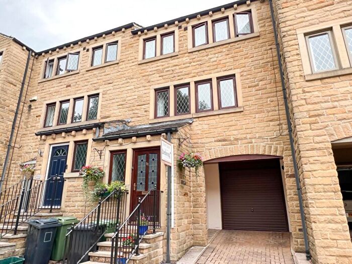 3 Bedroom Town House For Sale In Dean Brook Road, Netherthong, Holmfirth, HD9