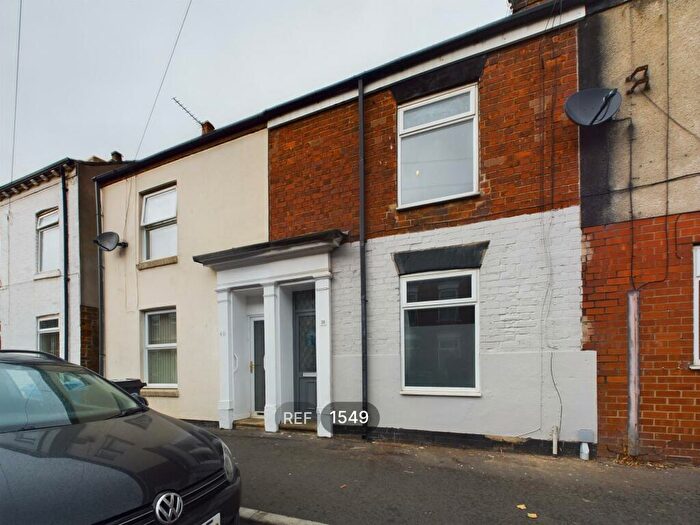 2 Bedroom Terraced House To Rent In Arthur Street, HU3