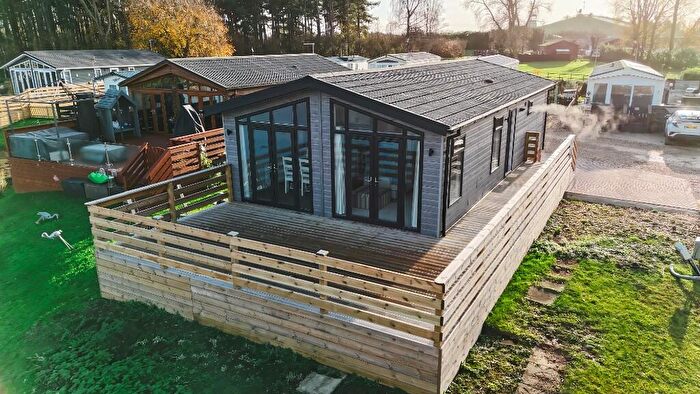 2 Bedroom Lodge For Sale In Great Hadham Country Club, SG10