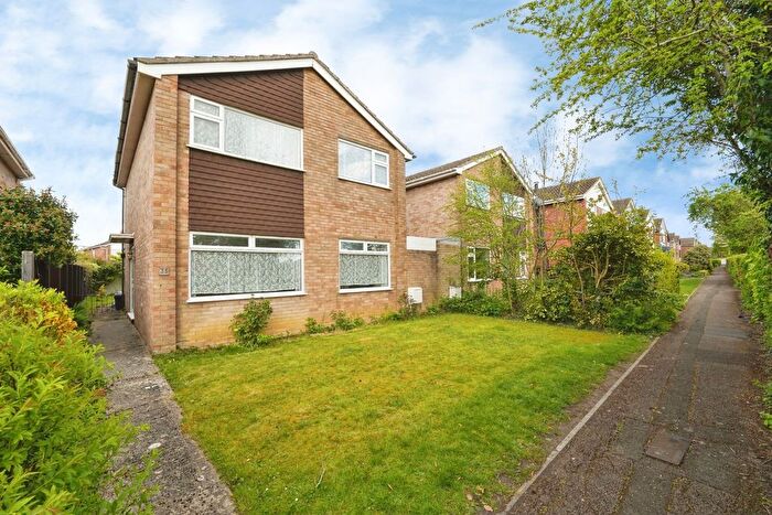 4 Bedroom Detached House For Sale In Loweswater Road, Cheltenham, Gloucestershire, GL51