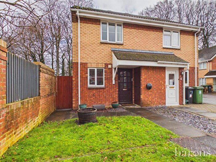 2 Bedroom House For Sale In Florence Way, Basingstoke, RG24