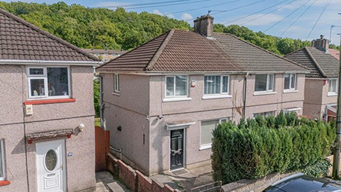 3 Bedroom Semi Detached House For Sale In Graig Park Circle, Newport, NP20