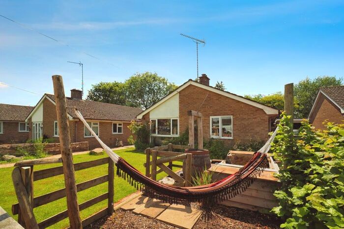 3 Bedroom Detached Bungalow For Sale In Downs View Close, Haxton, Salisbury, SP4