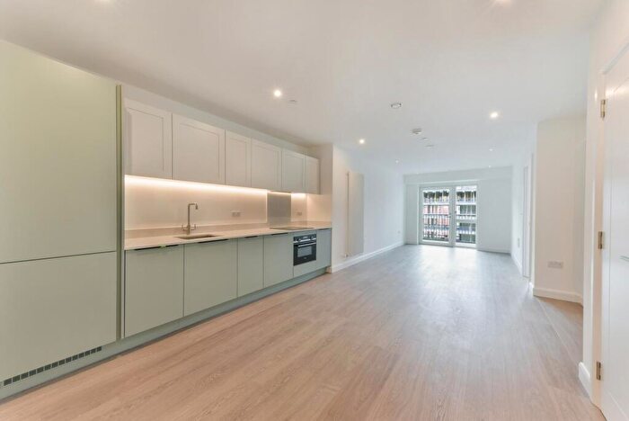 1 Bedroom Apartment To Rent In Galleria House, Royal Eden Docks, London, E16