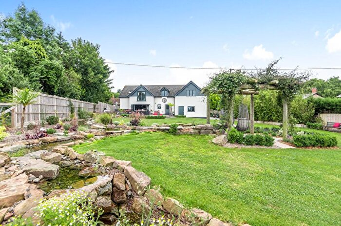 5 Bedroom Detached House For Sale In Lyde, Hereford, HR1