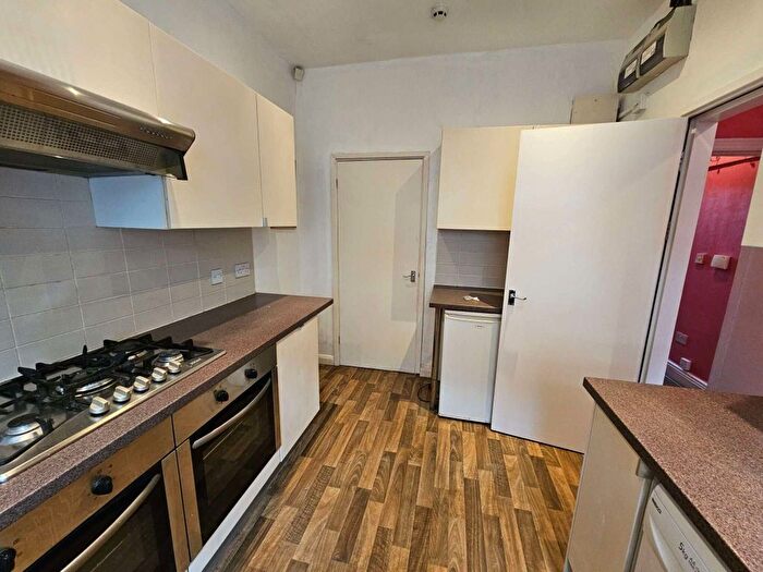 4 Bedroom Terraced House To Rent In Harold Terrace, Hyde Park, Leeds, LS6