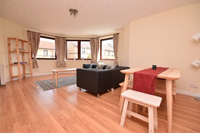 2 Bedroom Flat To Rent In West Bryson Road, Polwarth, Edinburgh, EH11