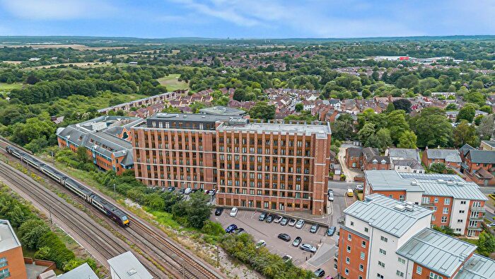1 Bedroom Flat For Sale In Ziggurat House, Grosvenor Road, St. Albans, Hertfordshire, AL1