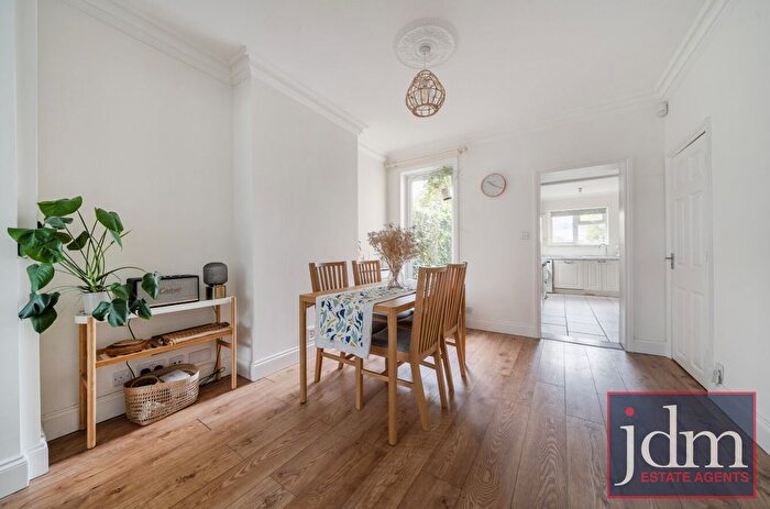 3 Bedroom Detached House To Rent In Coton Road, Welling, DA16