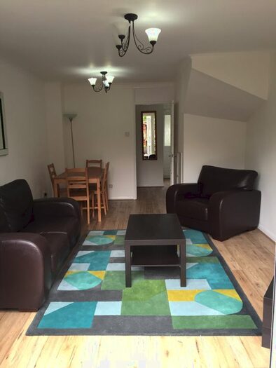 2 Bedroom Terraced House To Rent In Thornbury Road, Isleworth, TW7