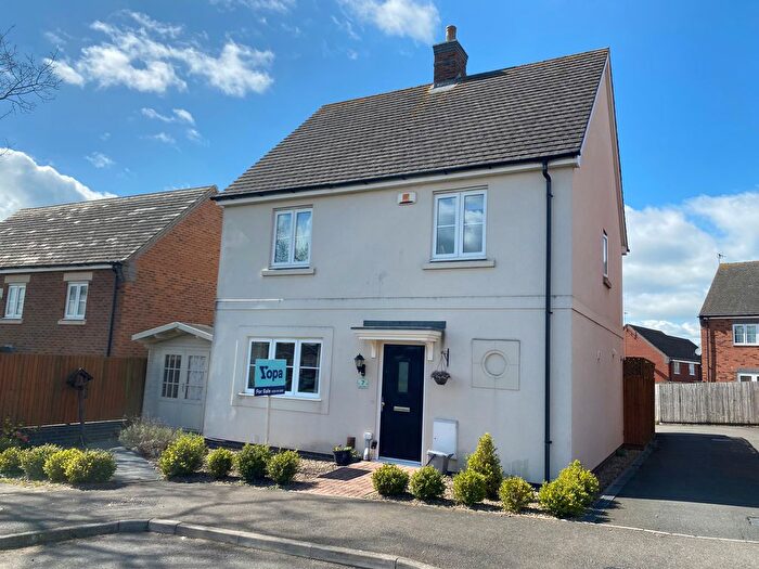 3 Bedroom Detached House For Sale In Utah Close, Hinckley, LE10