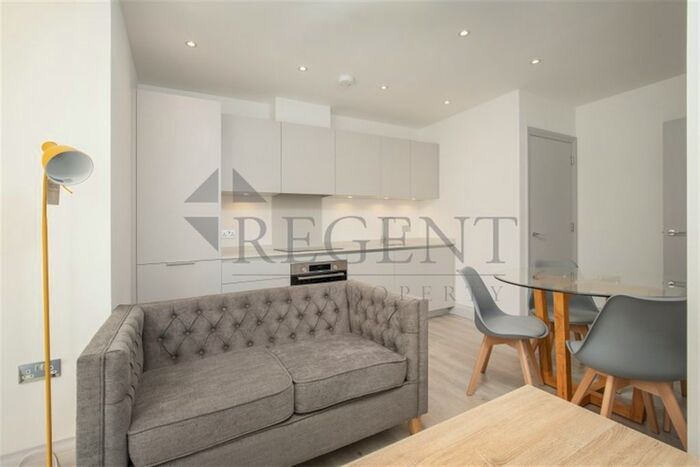 1 Bedroom Flat To Rent In Devonhurst Place, Heathfield Terrace, W4