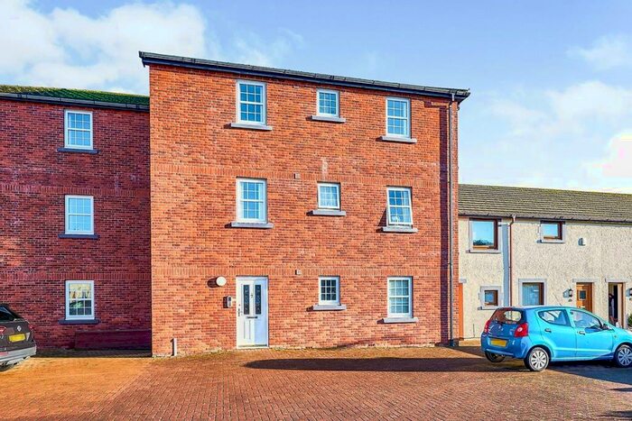 2 Bedroom Flat To Rent In Woodstock Lane, Whitehaven, Cumbria, CA28