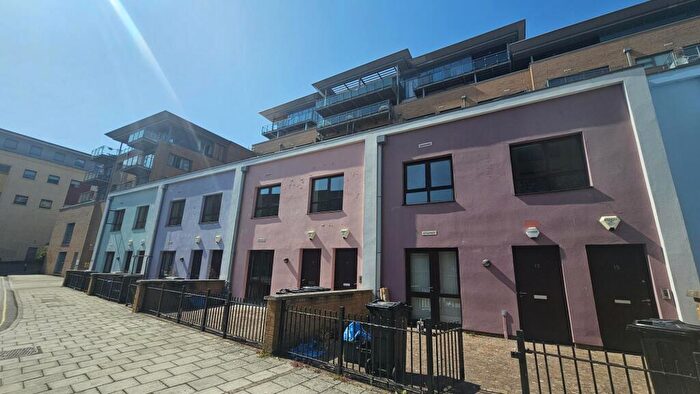 1 Bedroom Maisonette To Rent In Lower College Street, Bristol Harbourside, BS1