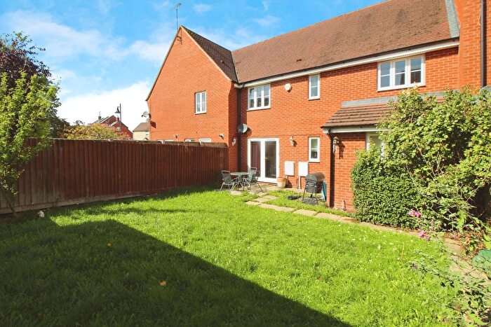 4 Bedroom Terraced House To Rent In Thursday Street, Swindon, SN25