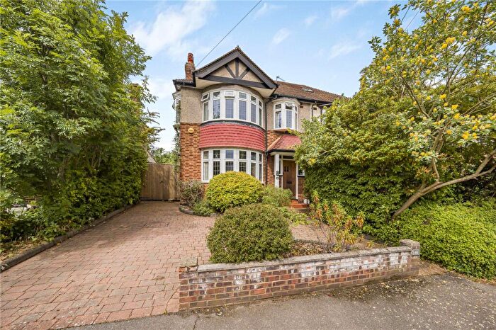 4 Bedroom Semi-Detached House For Sale In Cromford Way, New Malden, KT3