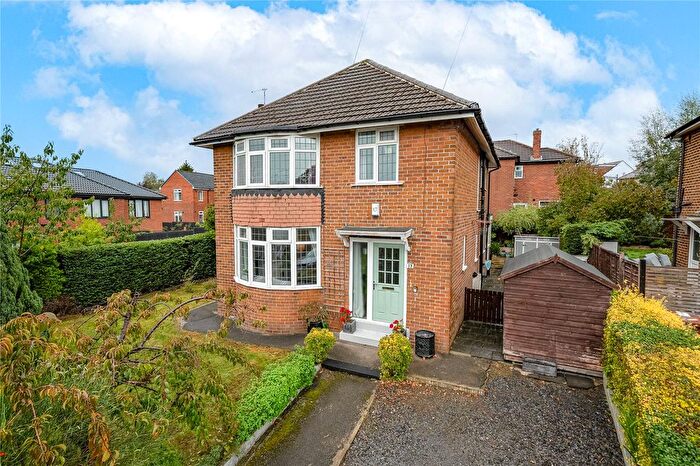 4 Bedroom Detached House For Sale In Bentcliffe Gardens, Leeds, West Yorkshire, LS17