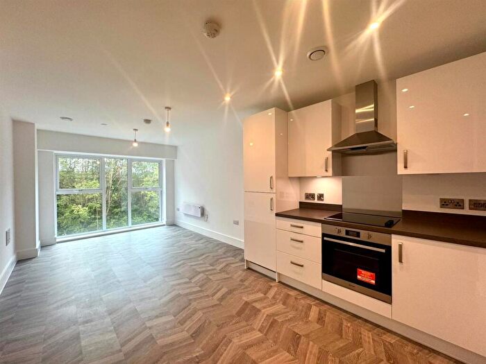 1 Bedroom Apartment To Rent In Dalmuir Road, Birmingham, B31