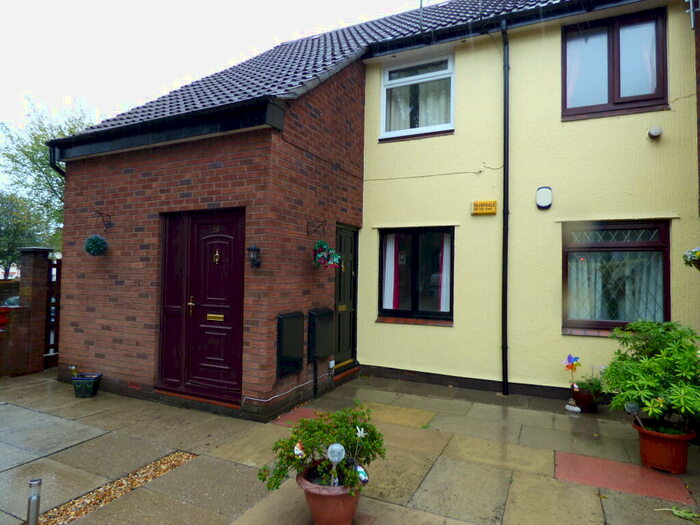 1 Bedroom Apartment To Rent In Bond Street, Bury, BL9