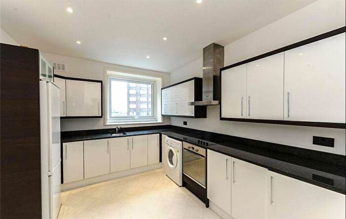 6 Bedroom Flat To Rent In Park Road, St John's Wood, London, NW8