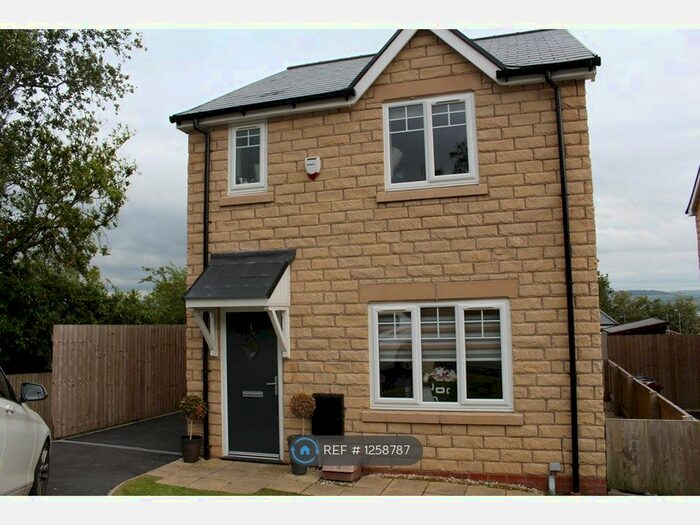 2 Bedroom Detached House To Rent In Meadow View, Burnley BB12