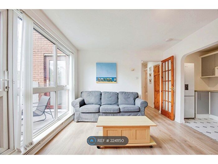 1 Bedroom Flat To Rent In Russet Crescent, London, N7