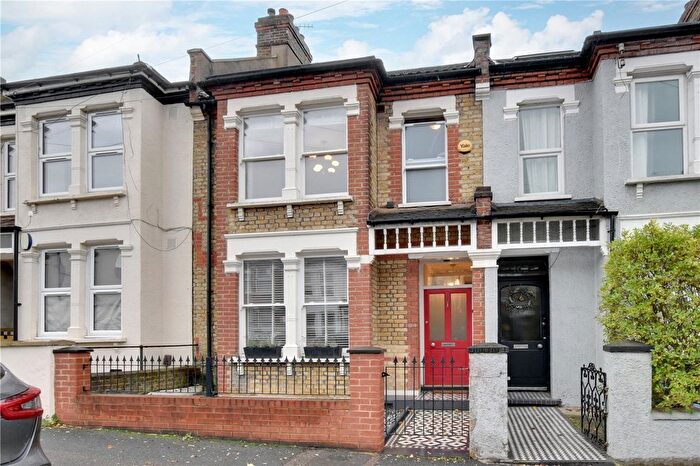 3 Bedroom Terraced House For Sale In Eastcombe Avenue, Charlton, London, SE7