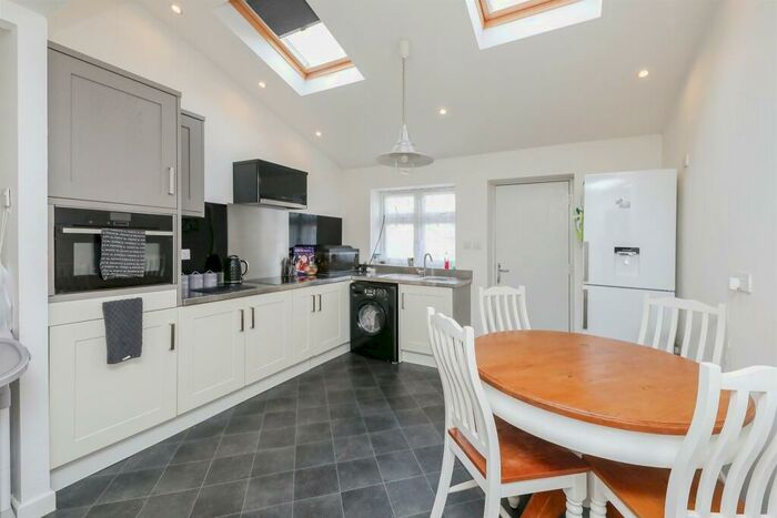 3 Bedroom Terraced House To Rent In Ambrose Close, Norwich, NR5