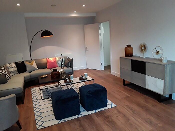 2 Bedroom Town House To Rent In George Leigh Street, Manchester, Greater Manchester, M4
