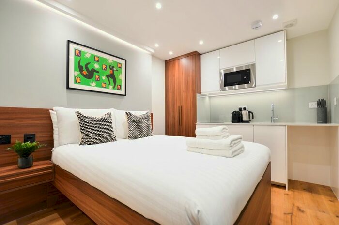 Studio To Rent In Leinster Square, London, W2