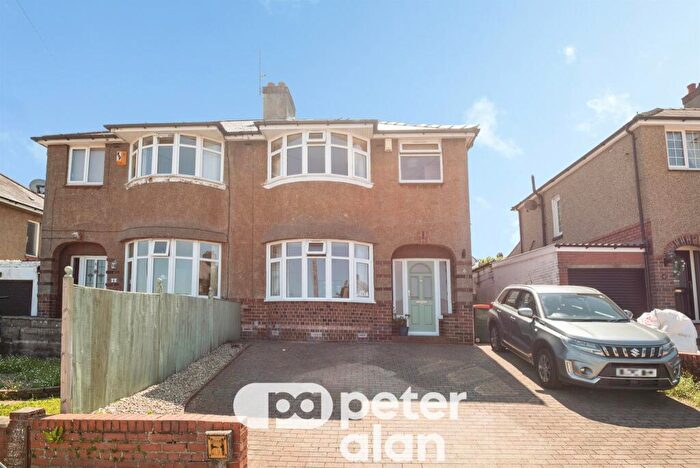 3 Bedroom Semi-Detached House For Sale In Beaufort Place, Newport, NP19