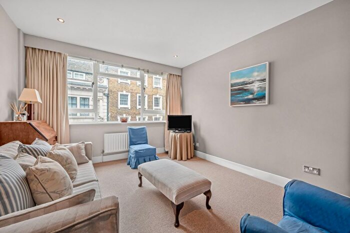 1 Bedroom Flat For Sale In Garrick House, Saint Martin's Lane, WC2N