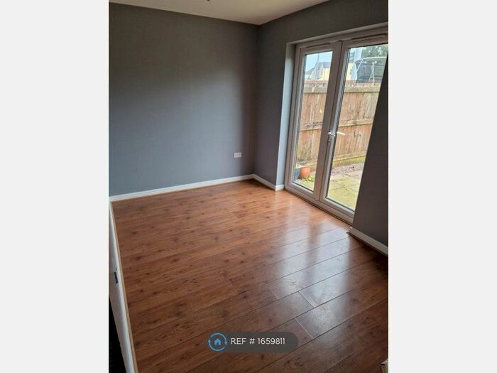 4 Bedroom Terraced House To Rent In Stelvio Park Gardens, Newport, NP20