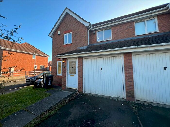 3 Bedroom Semi-Detached House To Rent In Perch Close, Bentley Bridge, Wolverhampton, WV10