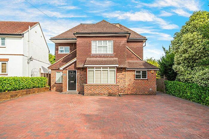 6 Bedroom Detached House For Sale In Chalkpit Lane, Oxted, RH8
