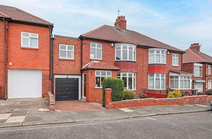 4 Bedroom Semi-Detached House For Sale In Fowberry Crescent, Fenham, Newcastle Upon Tyne, NE4