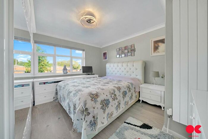 3 Bedroom Terraced House For Sale In Whitmore Way, Basildon, SS14