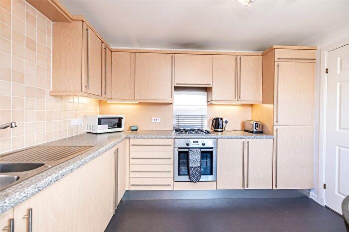 2 Bedroom Flat To Rent In Dee Street, Aberdeen, AB11