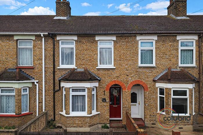 3 Bedroom Terraced House For Sale In Kent Road, Grays, RM17