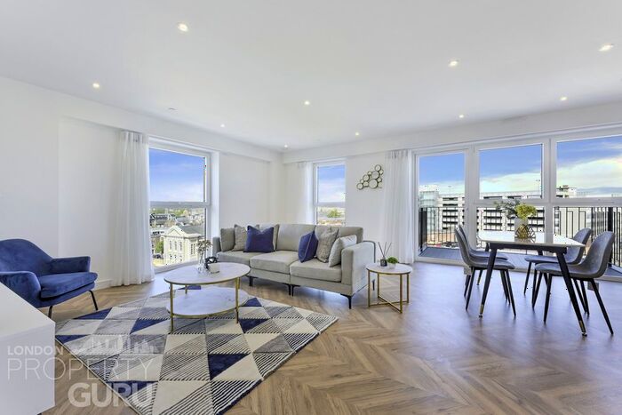 2 Bedroom Flat To Rent In Tryon House, Kingston Upon Thames, KT1