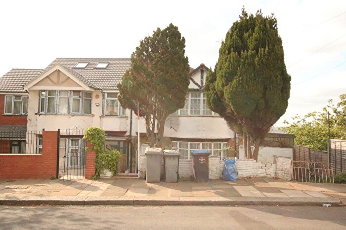 4 Bedroom Semi Detached House For Sale In Fairfields Crescent, London, NW9