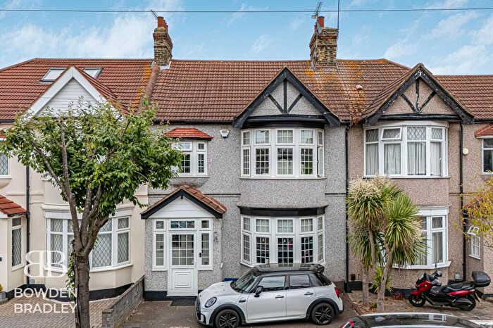 3 Bedroom Terraced House For Sale In Hastings Avenue, Barkingside, IG6