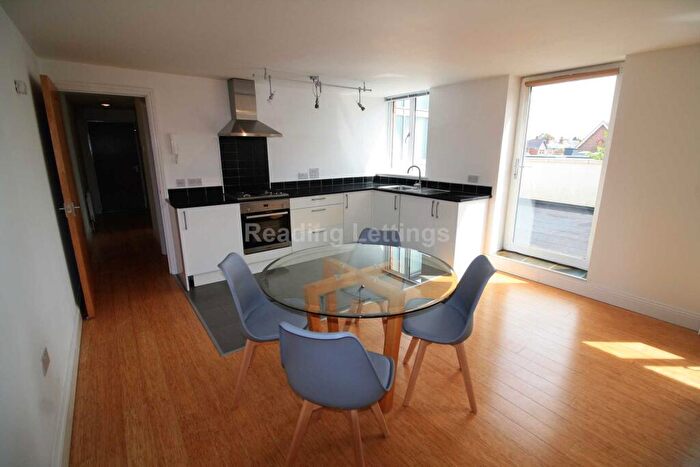 1 Bedroom Apartment To Rent In South View Avenue, Caversham, RG4