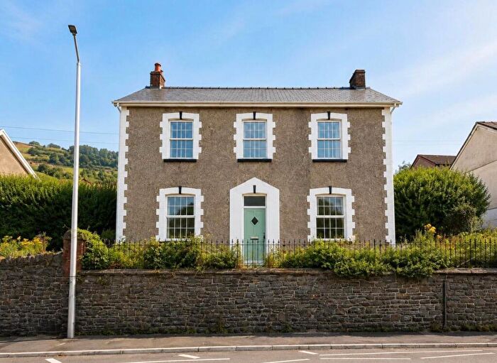 House For Sale In Tyntyla Road, CF40