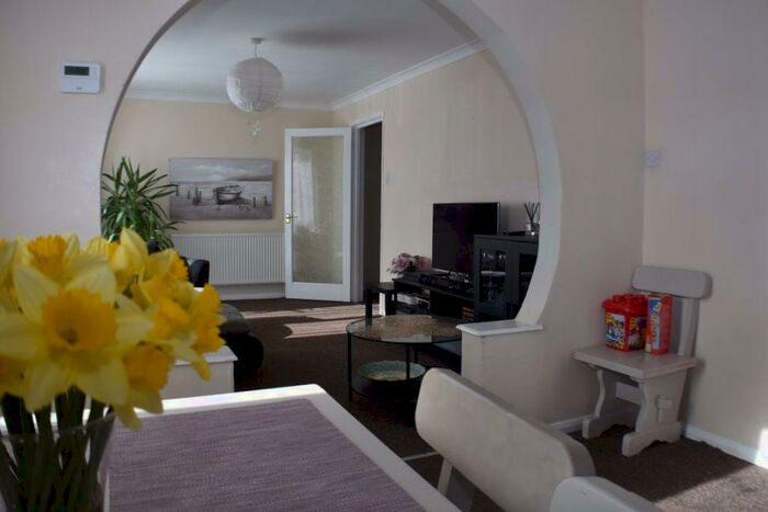 3 Bedroom Maisonette To Rent In Eyrescroft, Bretton, Peterborough, PE3