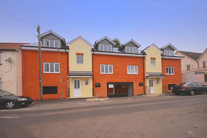 1 Bedroom Flat To Rent In Raywood Court, Stoughton, Guildford, GU2